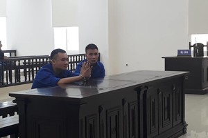 Tiếp tay lừa đảo qua điện thoại, nhóm thanh niên đối diện mức án chung thân