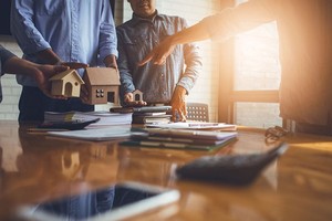 Chậm trễ phát mại tài sản thế chấp, ngân hàng suýt mất lãi