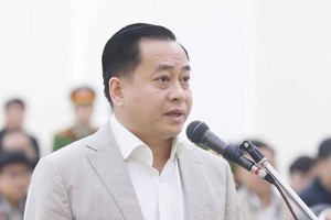 Bị can Phan Văn Anh Vũ tại phiên tòa năm 2020.