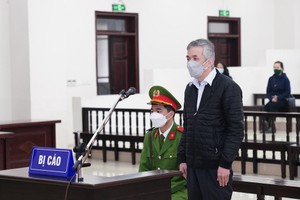 Bị cáo Phan Chí Dũng.