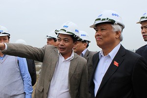 Phó Chủ tịch Quốc hội thăm dự án FLC Samson Beach & Golf Resort