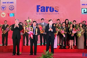 Faros: Ông vua tốc độ thi công lên sàn