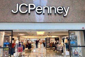 Việc J.C. Penney rơi vào cảnh phá sản là lời cảnh tỉnh cho các nhà bán lẻ chạy theo chiến lược tăng trưởng về số lượng cửa hàng