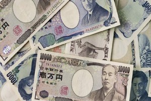 Trái phiếu lợi tức nhỉnh hơn 0 bán cháy hàng ở Nhật Bản