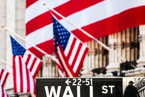 Kinh tế Mỹ liệu có đi đúng hướng với góc nhìn của Wall Street và Main Street