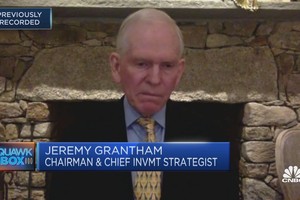 Nhà đầu tư huyền thoại Jeremy Grantham: Thị trường đang trong một bong bóng với "mức độ hưng phấn hiếm thấy"