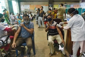 Tổng thư ký OECD: Sự bùng phát Covid-19 là nguy cơ hàng đầu đối với phục hồi kinh tế