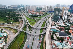 Đầu tư hạ tầng kỹ thuật TP.HCM (CII): Bổ nhiệm 2 lãnh đạo mới, cổ phiếu giảm sàn