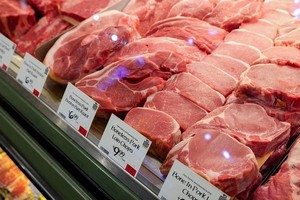 Lạm phát toàn cầu tiếp tục ở mức cao do vấn đề chuỗi cung ứng chưa được giải quyết