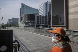 UBS, JPMorgan cắt giảm dự báo tăng trưởng năm 2022 của Trung Quốc