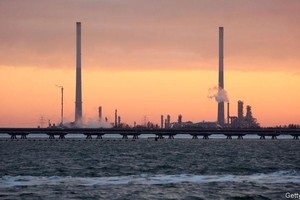 Năm 2023 sẽ mang đến phép thử thực sự cho chiến thuật chiến tranh dầu mỏ của phương Tây