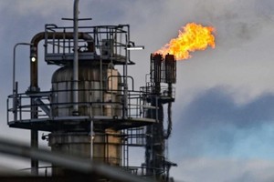 EU có thể tránh được suy thoái trong năm nay do giá năng lượng giảm