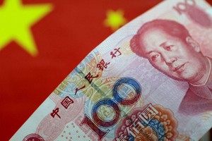 Đồng nhân dân tệ thay thế đô la trở thành tiền tệ được giao dịch nhiều nhất ở Nga