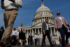 Fitch Ratings cảnh báo hạ xếp hạng của Mỹ do rủi ro vỡ nợ