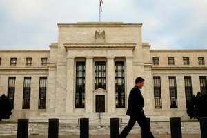 Phố Wall dự báo Fed sẽ tạm dừng tăng lãi suất vào tháng 9