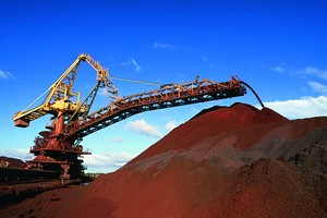 Giá kim loại pin sụt giảm gây tác động tiêu cực tới ngành khai thác mỏ