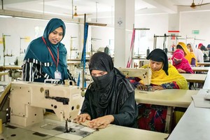 Khó chồng khó với ngành dệt may của Bangladesh