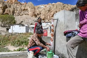 Tài nguyên nước đang gặp áp lực chưa từng có