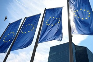 Đức thúc đẩy chi tiêu làm tăng chi phí vay trên toàn Khu vực đồng tiền chung châu Âu