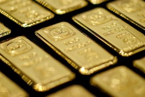 ECB: Vàng vượt qua đồng euro trở thành tài sản dự trữ lớn thứ hai trên toàn cầu
