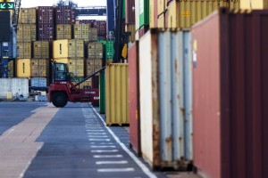 Áp lực cho các thỏa thuận thương mại của Mỹ tăng lên khi thời hạn đàm phán sắp hết