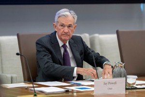 Chủ tịch Fed để ngỏ khả năng cắt giảm lãi suất trong tương lai