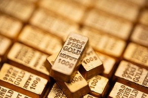 Vàng trở thành tài sản trú ẩn hàng đầu khi dòng vốn dịch chuyển khỏi trái phiếu chính phủ 