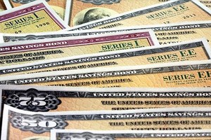 Trái phiếu toàn cầu bị bán tháo