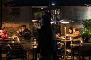 Trung Quốc: Nền kinh tế tiếp tục đà hồi phục trong tháng 3