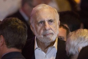 Tài sản ròng của “Sói già phố Wall” Carl Icahn bốc hơi 15 tỷ USD chỉ vì một bản báo cáo