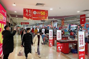 Nỗi lo nợ nần của người dân có thể khiến kinh tế Trung Quốc suy yếu