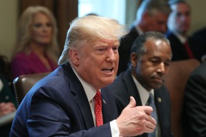 Tổng thống Mỹ Donald Trump trả lời phóng vấn tại cuộc họp tại Nhà Trắng ngày 19/11. Ảnh: Getty Images.