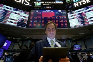 Niềm vui kéo dài chưa được bao lâu, giới đầu tư lại lo sợ