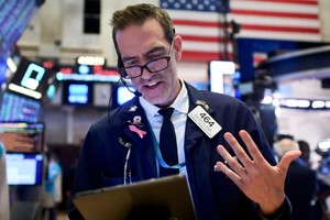 Lo lắng vẫn bao trùm giới đầu tư bất chấp dữ liệu kinh tế được cải thiện