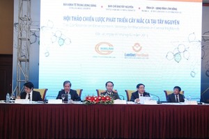 Xóa đói giảm nghèo bền vững với cây mắc ca