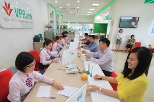 Cuối năm 2015, lợi nhuận chưa phân phối của VPBank tăng 629 tỷ so với năm 2014