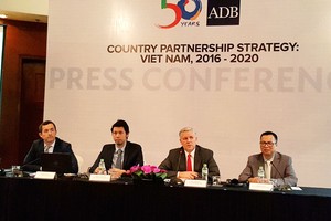 ADB sẵn sàng tăng quy mô hỗ trợ cho Việt Nam
