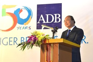 Thủ tướng Chính phủ Nguyễn Xuân Phúc phát biểu tại buổi lễ