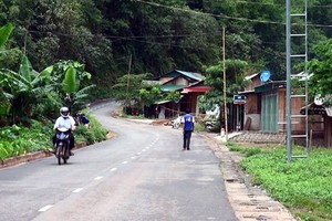 Việt Nam được tài trợ 188 triệu USD nâng cấp 198 km đường ở miền núi Tây Bắc