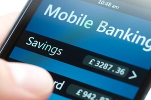 Mobile banking có tính năng chuyển tiền nhanh 24/7 hay không