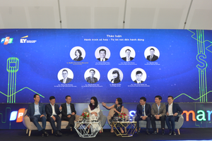 Các diễn giả tại phiên thảo luận