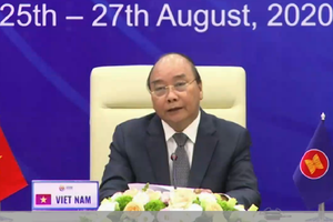 Thủ tướng Nguyễn Xuân Phúc phát biểu tại Diễn đàn Kinh doanh ASEAN Standard Chartered 2020 trực tuyến