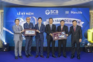 Đại diện cấp cao từ SCB và Manulife đều thống nhất cam kết tiếp tục chia sẻ sứ mệnh dẫn dắt chuyển đổi số lấy khách hàng làm trọng tâm.
