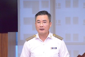 Ông Lê Tùng Lâm, Kiểm toán trưởng Kiểm toán Nhà nước chuyên ngành III công bố 4 quyết định kiểm toán đối với 10 bộ, cơ quan Trung ương. Ảnh: Huy Thành