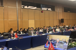 Phó Thống đốc Nguyễn Ngọc Cảnh tham dự và phát biểu tại phiên đối thoại với CEO của các tổ chức tài chính.