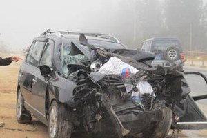 Chiếc xe 7 chỗ gặp nạn ngày mùng 8 Tết tại Quảng Bình