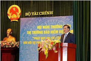 Bàn giải pháp phát triển thị trường bảo hiểm 2015