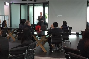 AIA Việt Nam mở văn phòng độc đáo tại Hà Nội