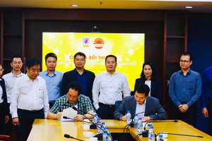 Lễ ký kết chi trả bảo hiểm