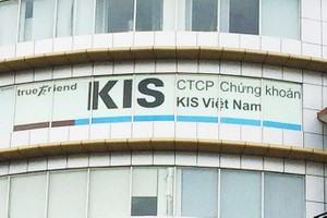 Cho khách hàng đặt lệnh "khống", Chứng khoán KIS bị phạt